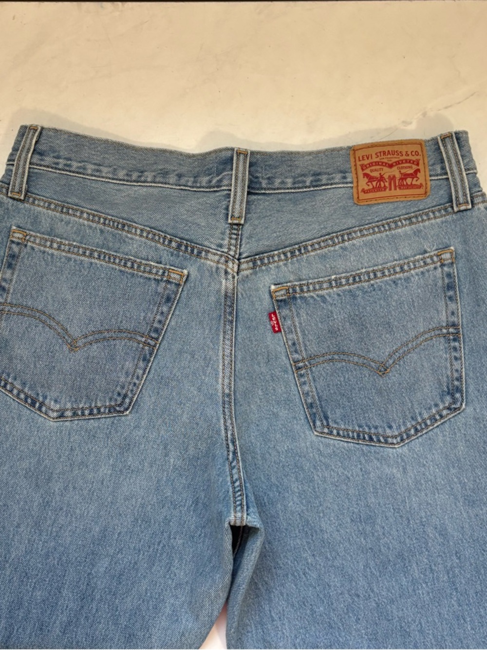 Levi’s Size 31 ‘94 Baggy Bootcut Jeans Light Wash Relaxed Punk 90s Retro Denim - Picture 4 of 7